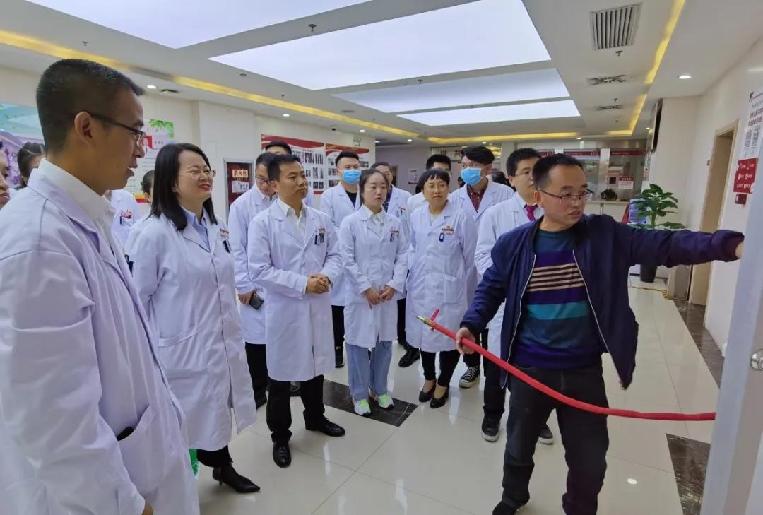 1619397884980071426.jpg 1619397884980071426.jpg