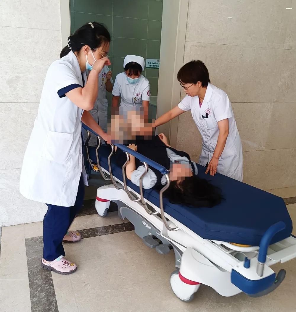 1629072818064080263.jpg 1629072818064080263.jpg