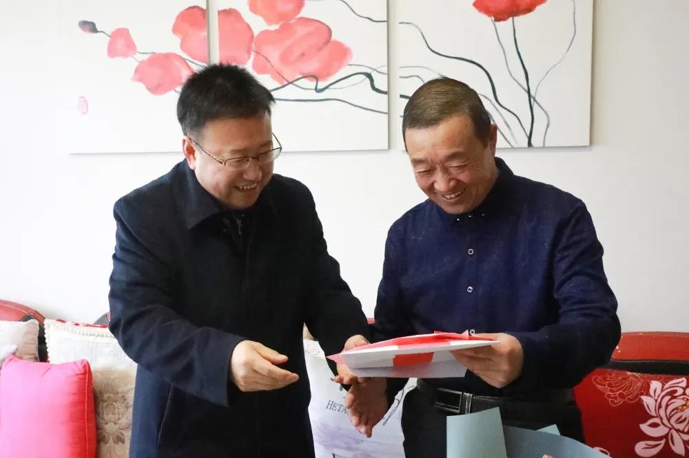 1644462958305012232.jpg 1644462958305012232.jpg