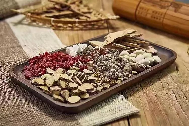 1689731106970004277.jpg 1689731106970004277.jpg