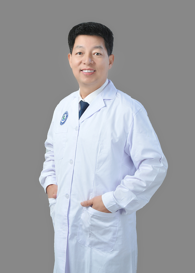 侯治强 中医内科主任医师
