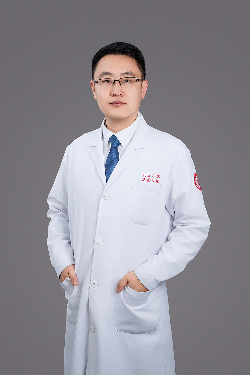 王滨帅 博士 临床博士后 副主任医师 泌尿外科学术副主任